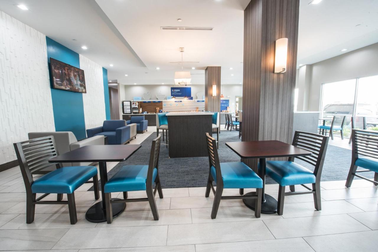 Holiday Inn Express & Suites Houston - Hobby Airport Area By Ihg Exterior foto